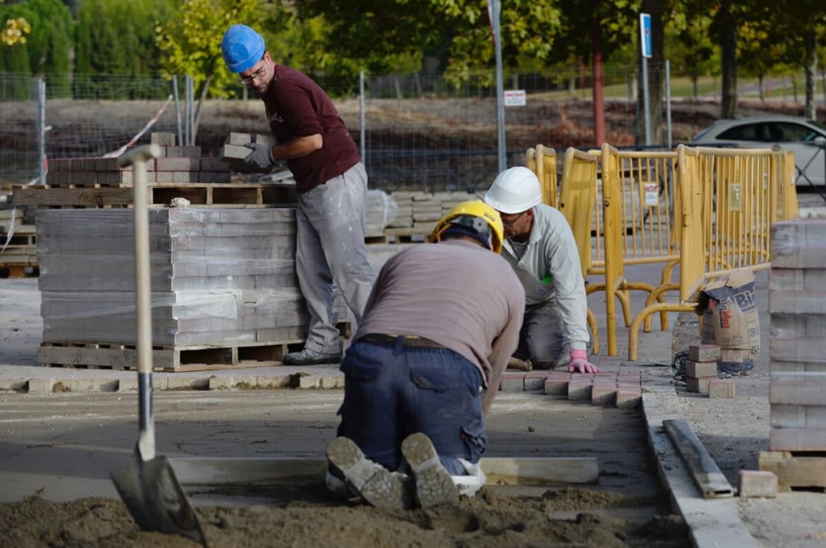 What place do Venezuelans occupy in the list of foreign workers in Spain?