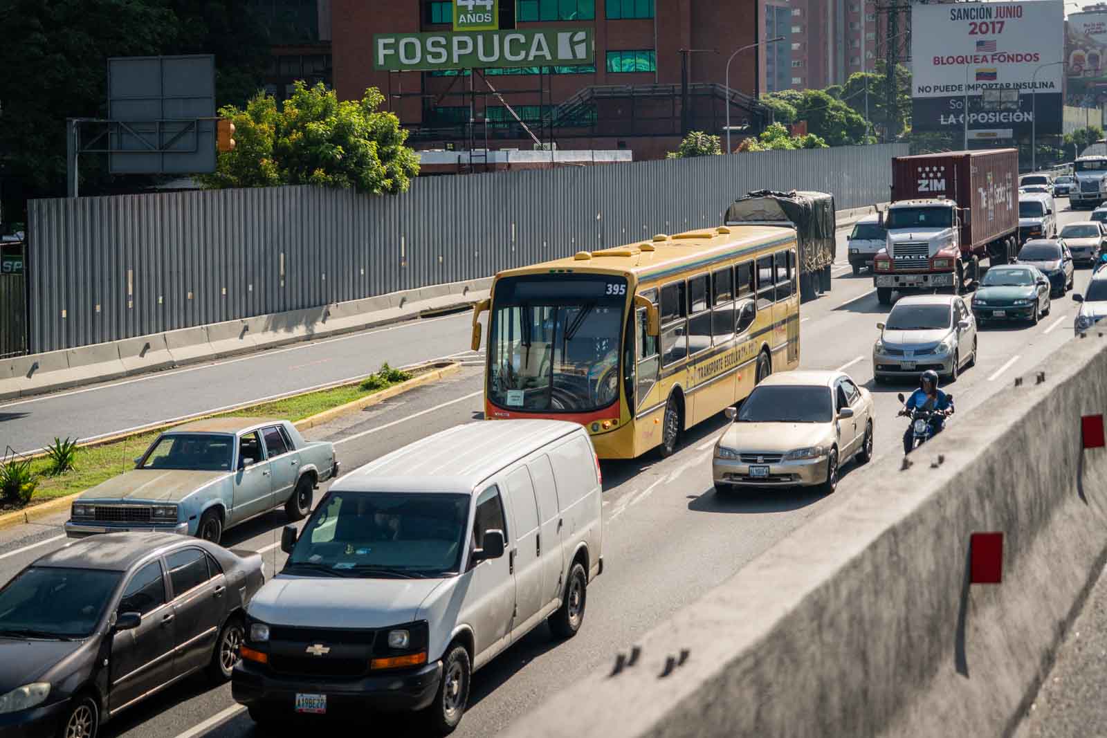 Las vías cerradas en Caracas este 9 de abril por la convocatoria de movilizaciones Tráfico en Caracas, congestionamiento vial Caracas, fotos tráfico en las calles, tránsito urbano Caracas, tráfico autopistas Venezuela, autopista, autopista Gran Cacique Guaicaipuro, movilidad en Caracas, El Diario, José Daniel Ramos