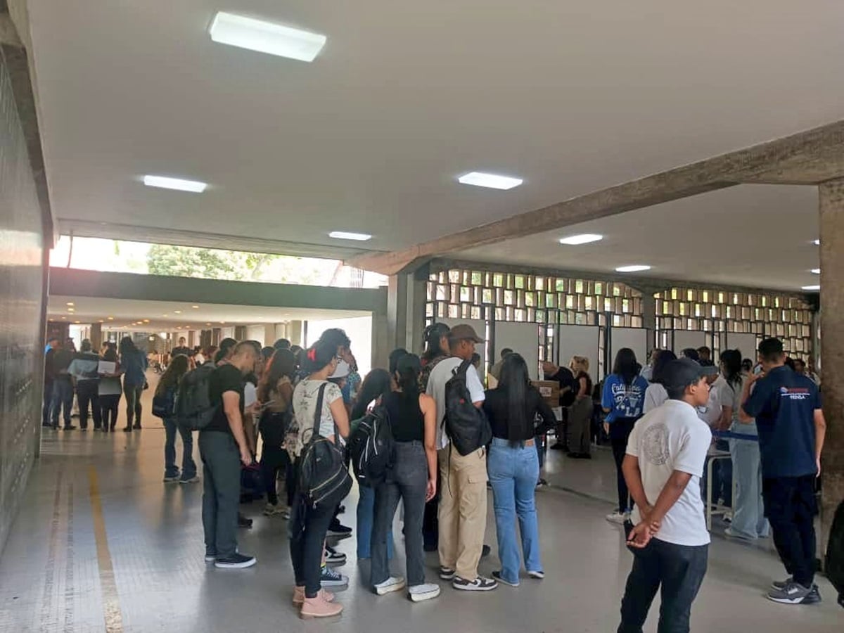 Así transcurren las elecciones de los representantes estudiantiles de la UCV