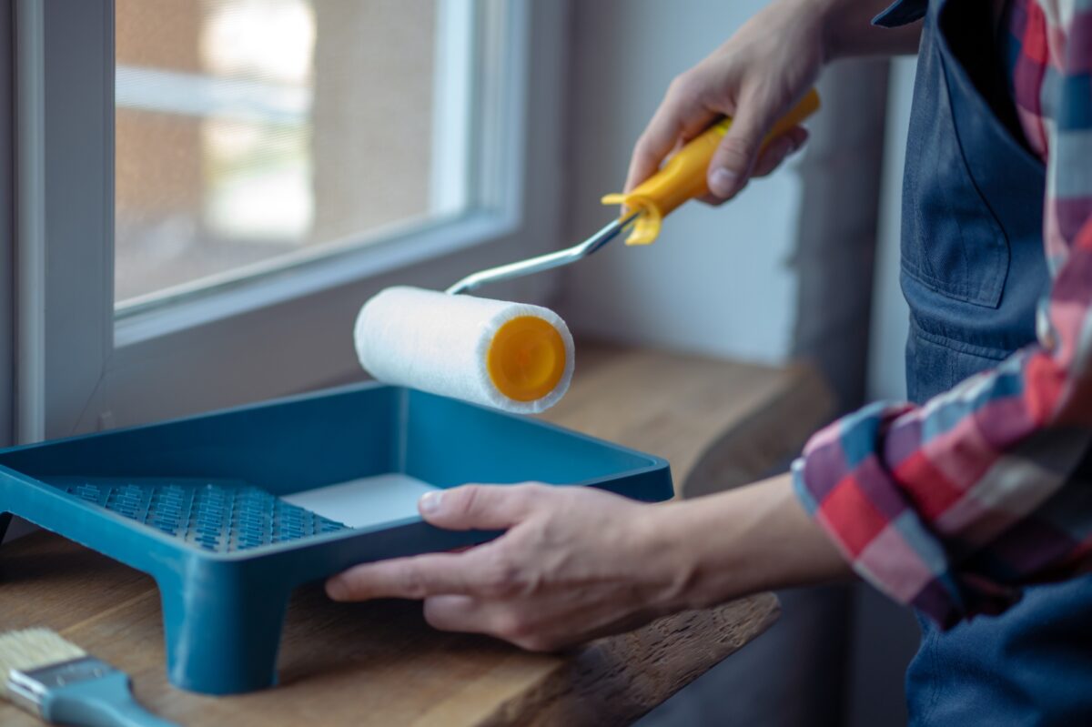 ¿Cuánto cuestan los implementos para pintar la casa para Navidad?