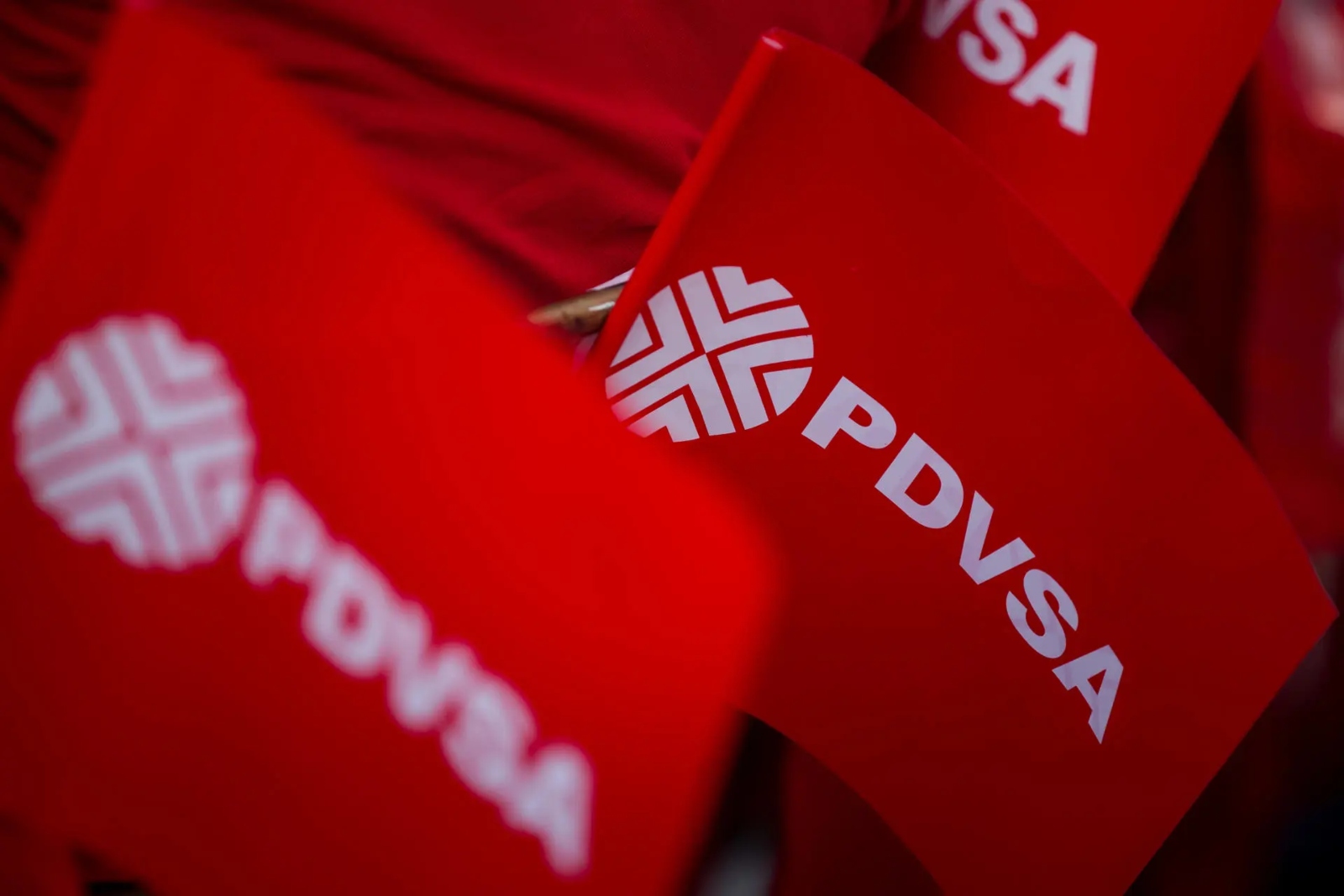 Blinken advierte que está "sobre la mesa" cancelar licencias petroleras en Venezuela 