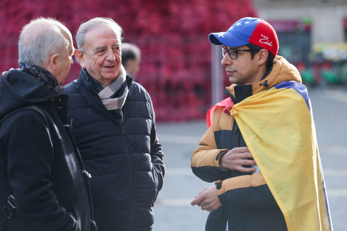 "No más dictaduras": venezolanos se concentraron en España en apoyo a Edmundo González