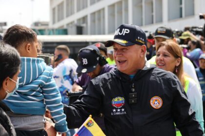 Contabilizan 15 personas con antecedentes penales entre los repatriados en vuelos hacia Venezuela