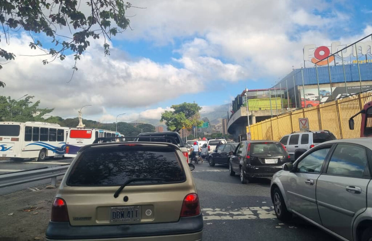 Estas son las vías cerradas en Caracas por la caminata oficialista