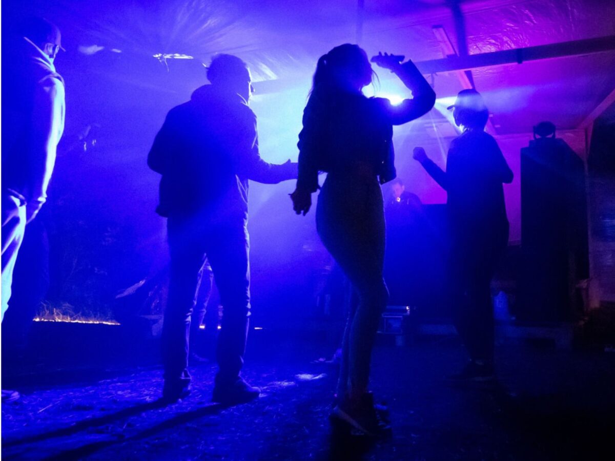 Relaciones swingers: ¿qué implicaciones emocionales pueden tener en las dinámicas de pareja?