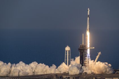 En imágenes: despegó la misión de rescate de los astronautas atrapados en la Estación Espacial Internacional