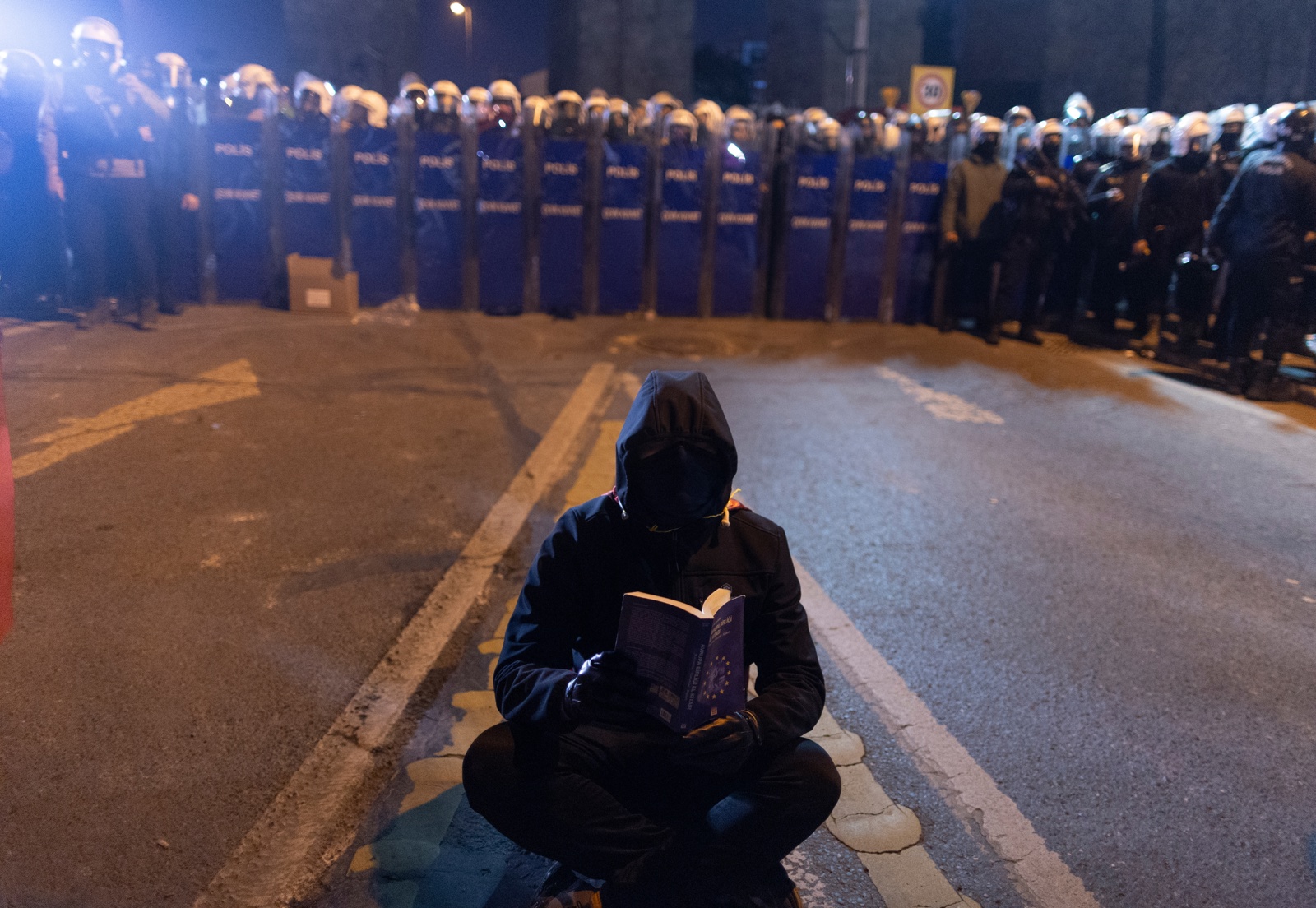 En imágenes: la masiva ola de protestas en Turquía que se desató tras el arresto de un alcalde opositor