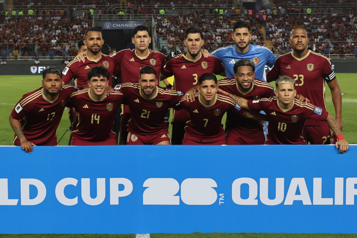 En imágenes: así se vive el llenazo en el Monumental de Maturín durante el juego entre Venezuela y Perú