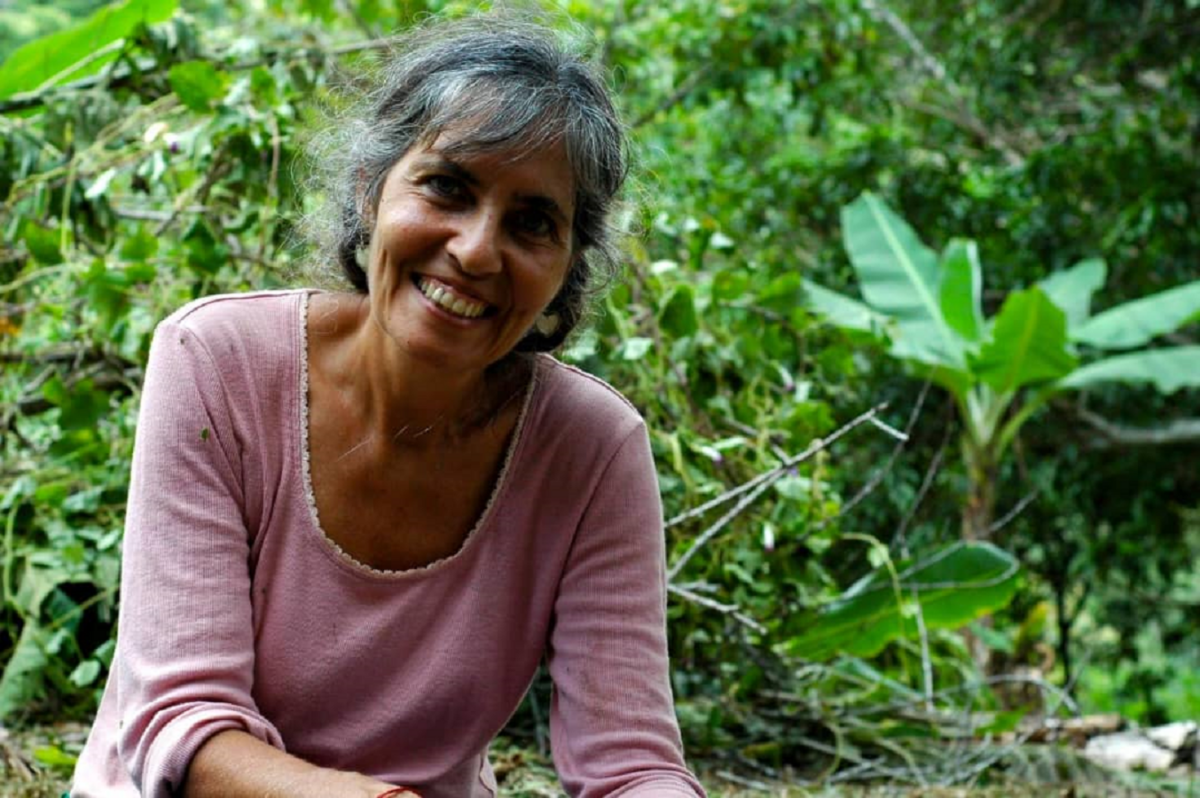 Mujeres que sanan mujeres: relatos de especialistas comprometidas con el parto respetado en Venezuela