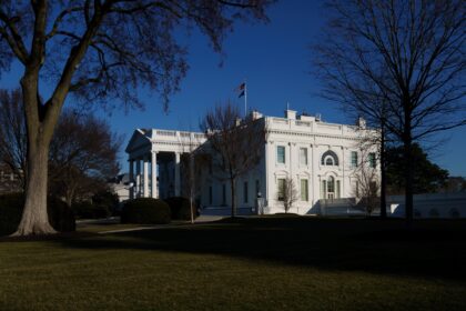 Trump anunció la reactivación de aranceles a México y Canadá: ¿cuándo se aplicará la medida?