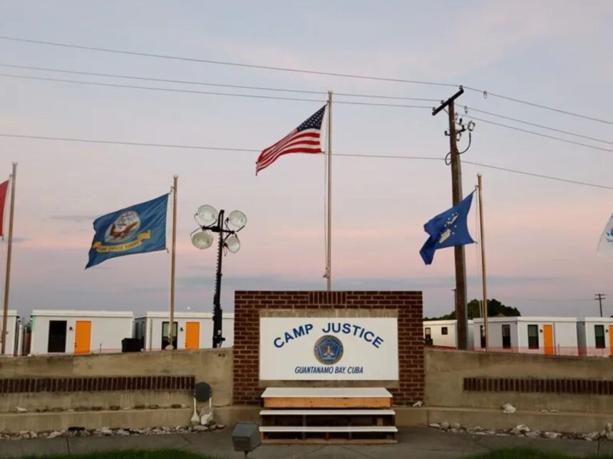 Juez federal de EE UU bloqueó envío de cinco venezolanos a Guantánamo: los detalles