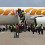 Más de 20 niños venezolanos regresaron solos al país en vuelos de repatriación