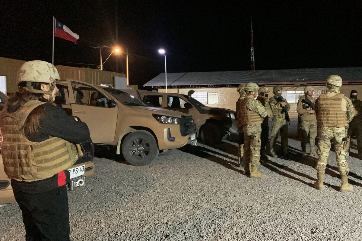 Una noche en la frontera más peligrosa de Chile: “Pasar por aquí es arriesgar la vida”