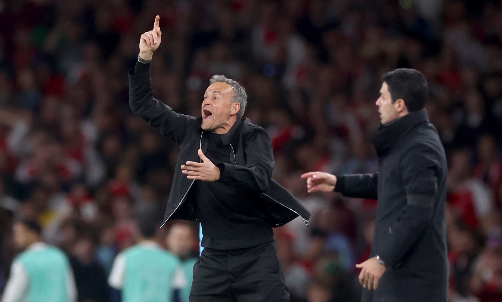 Arsenal perdió 0-1 ante el PSG y complica su clasificación a la final de la Champions League