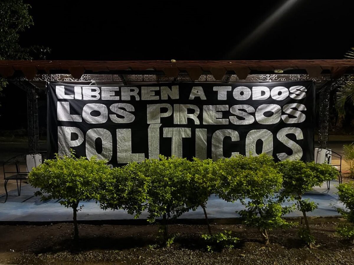 En imágenes: así se desarrolló la vigilia de oración por los presos políticos en Tocorón