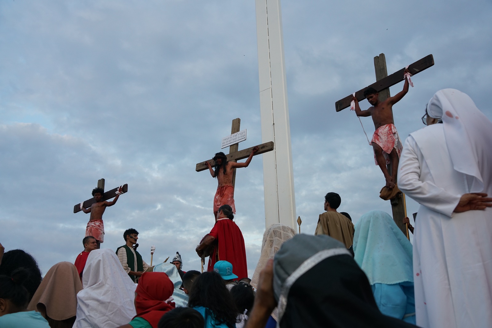La fe acompañó el viacrucis hasta la Cruz de El Morro en Petare