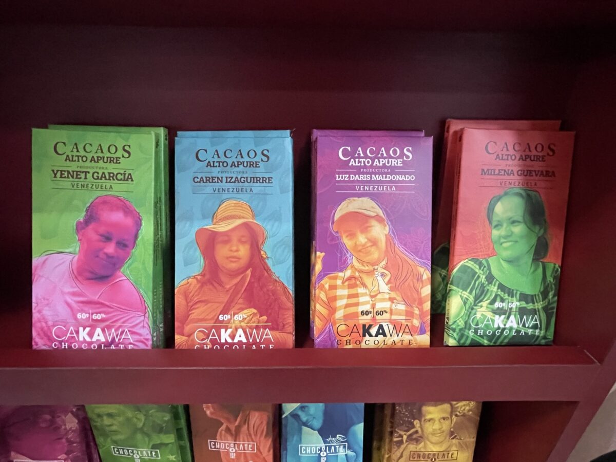 La línea de chocolates que exalta a las mujeres cacaoteras del estado Apure