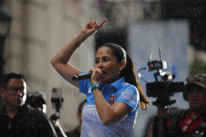 Luisa González ganó las elecciones presidenciales en Ecuador