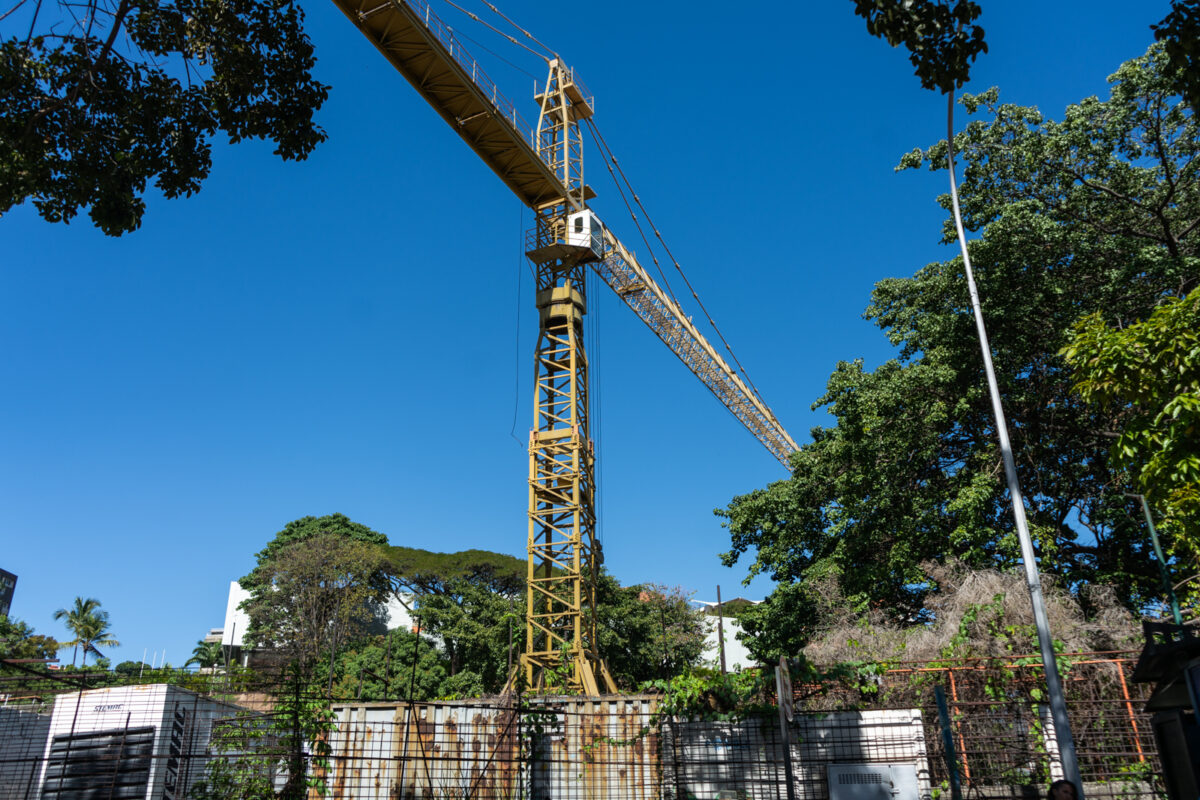 Caracas sobre el asfalto (I): las obras inconclusas del sistema Metro
