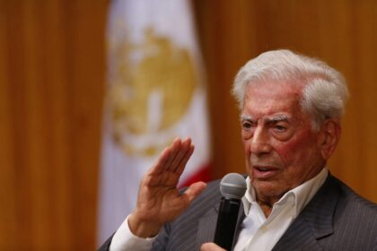 Murió Mario Vargas Llosa, el nobel de literatura peruano 