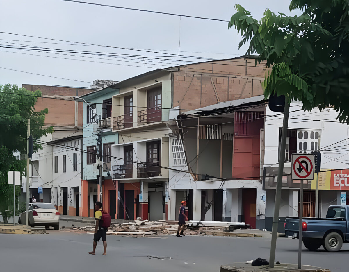 Los daños que dejó un sismo de magnitud 6 en Ecuador 