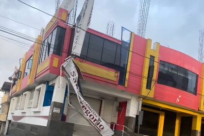 Los daños que dejó un sismo de magnitud 6 en Ecuador 