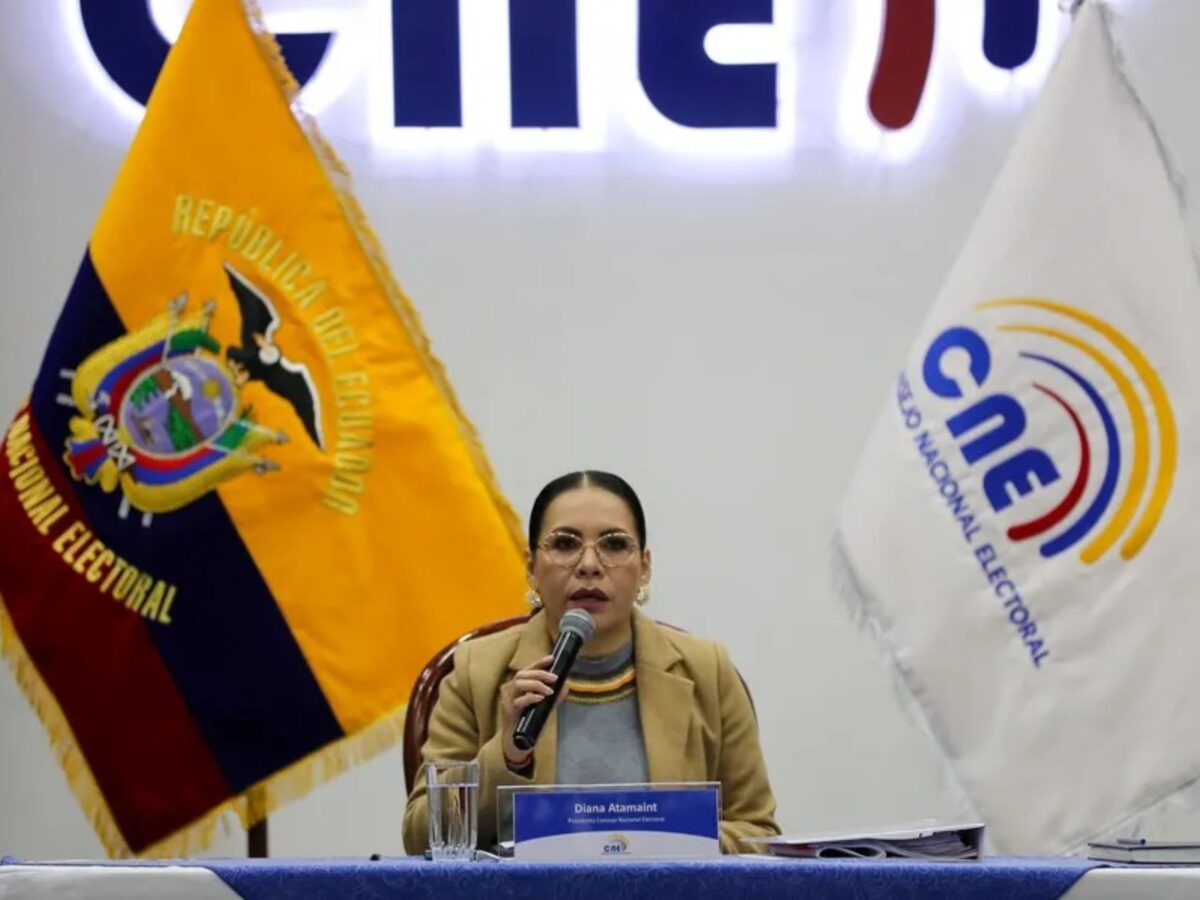Ecuatorianos en Venezuela contarán con una sola sede para votar en las elecciones de Ecuador 