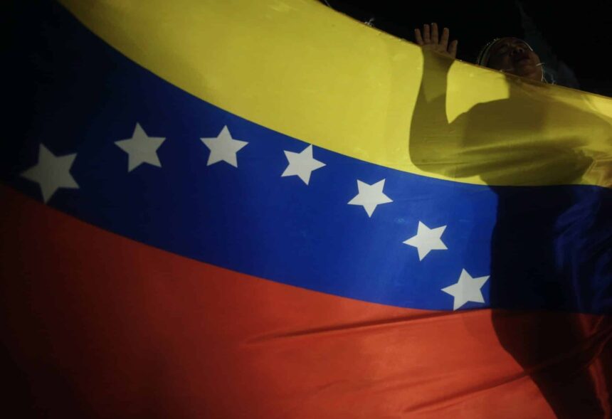 Transparencia Internacional: Venezuela se mantiene como el tercer país más corrupto Bandera de Venezuela