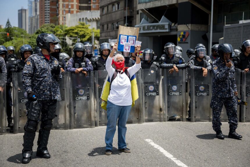 Las imágenes de las protestas por el Día del Trabajador en Latinoamérica