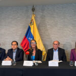 Opositores que estuvieron asilados en la Embajada de Argentina en Caracas ofrecen rueda de prensa en Washington