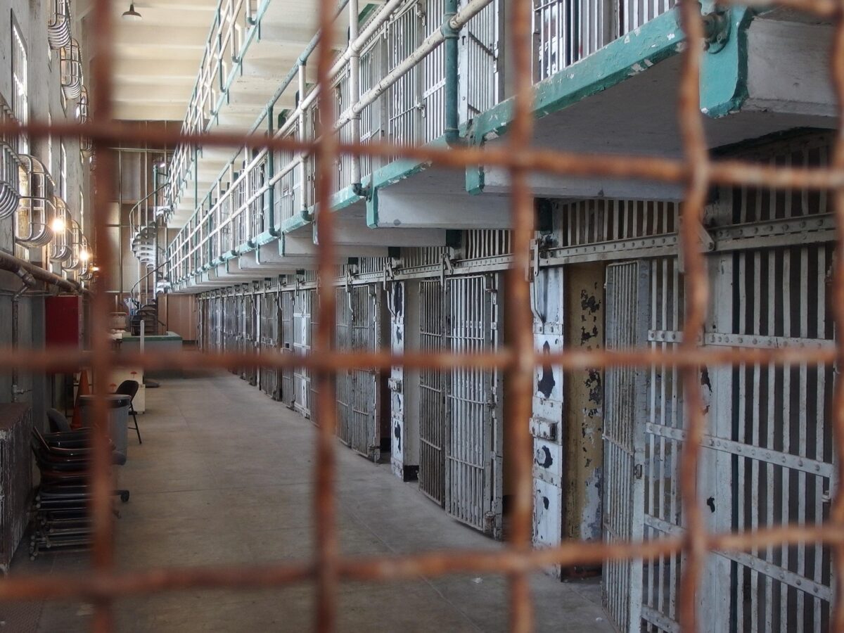 Trump ordenó reabrir la cárcel de máxima seguridad de Alcatraz