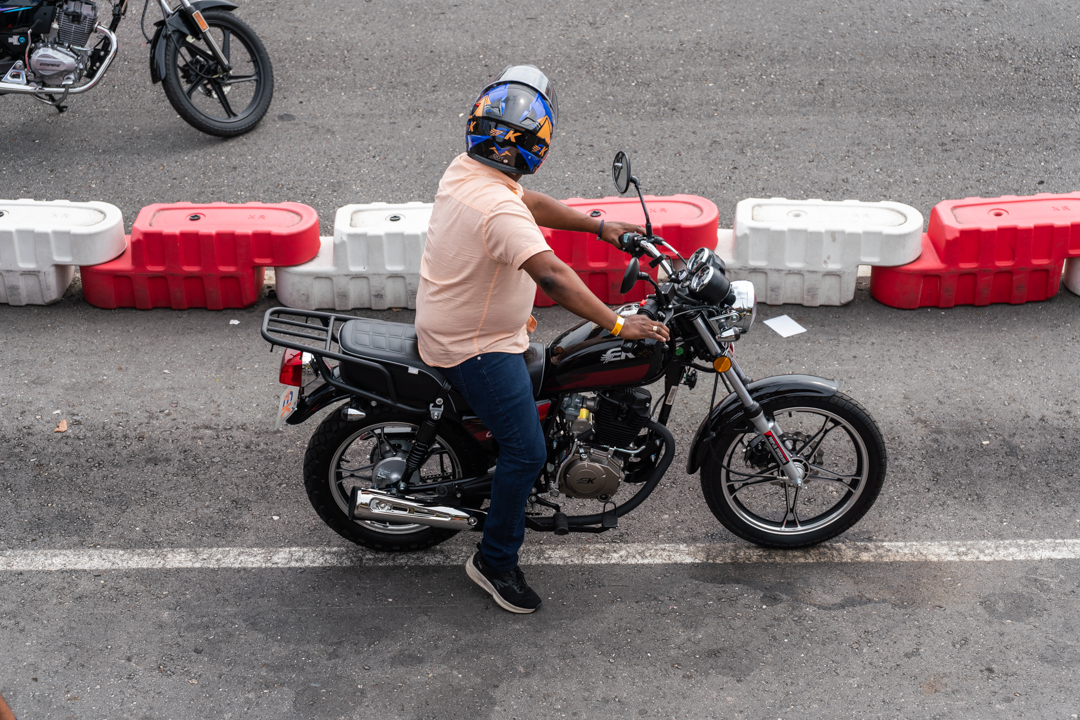 EK, Empire Keeway presentó su cruiser V302C en un test drive para conocer todos sus modelos de moto
