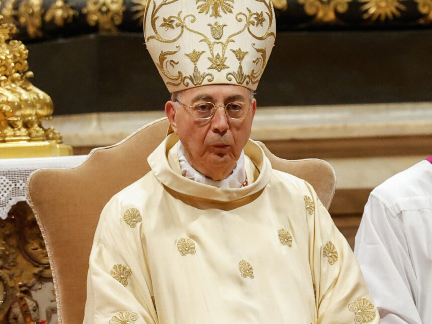 Dominique Mamberti: la voz que revelará al mundo al nuevo papa