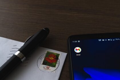 ¿Cómo usar la IA de Gemini para contestar correos de Gmail?