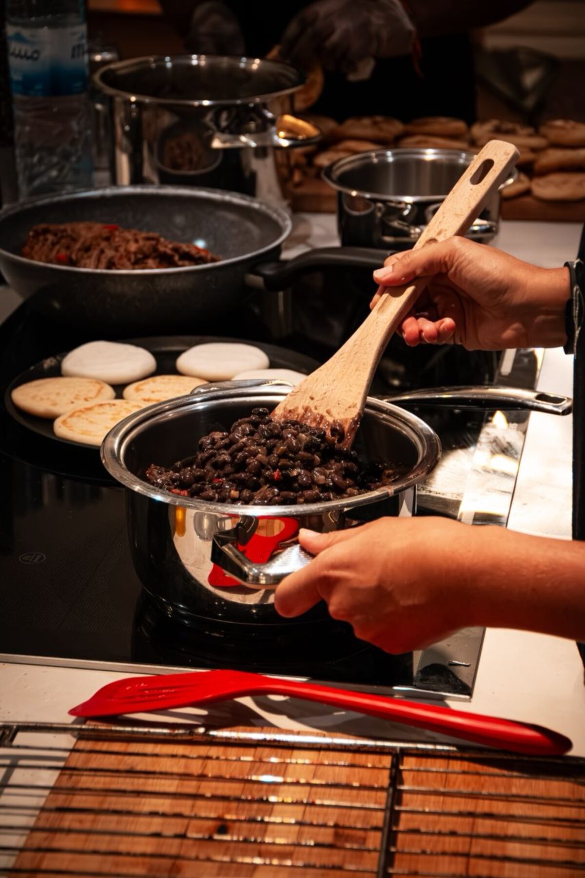 Los sabores de Venezuela conquistan Dubái con Maracas and Caracas