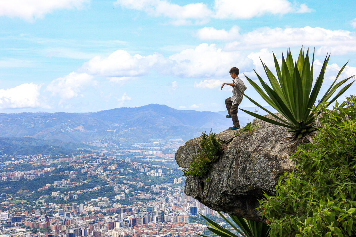 Cinco rutas de senderismo en El Ávila para conocer Caracas desde otra perspectiva