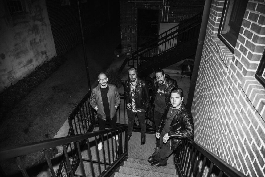 Viniloversus estrenó “Vértigo”, primer adelanto de su nuevo álbum La Frontera Viniloversus presentó su versión de “Ausencia” en tributo a Dermis Tatú