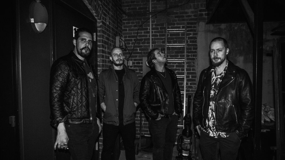 Viniloversus presentó su versión de “Ausencia” en tributo a Dermis Tatú