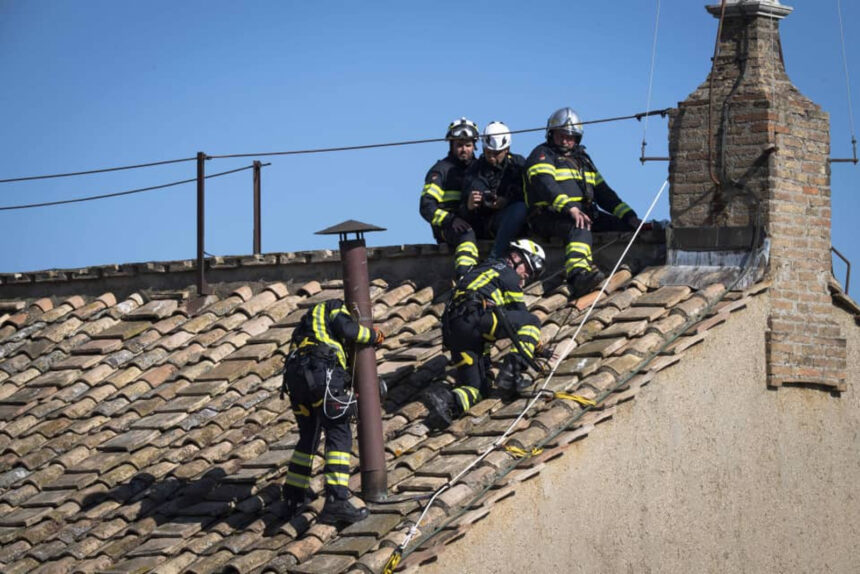 El Vaticano blindó la Capilla Sixtina y las residencias para aislar a los cardenales durante el cónclave