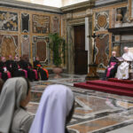 El papa León XIV nombró a una mujer como secretaria del dicasterio de Institutos de Vida Consagrada