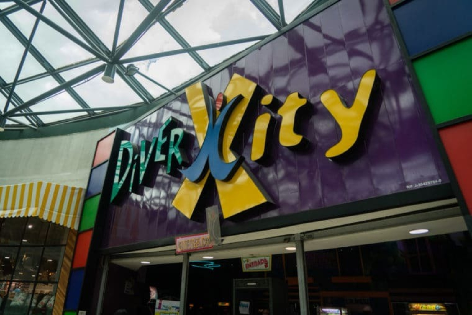 Diverxity anunció el cese de operaciones  tras casi 26 años de historia en Caracas