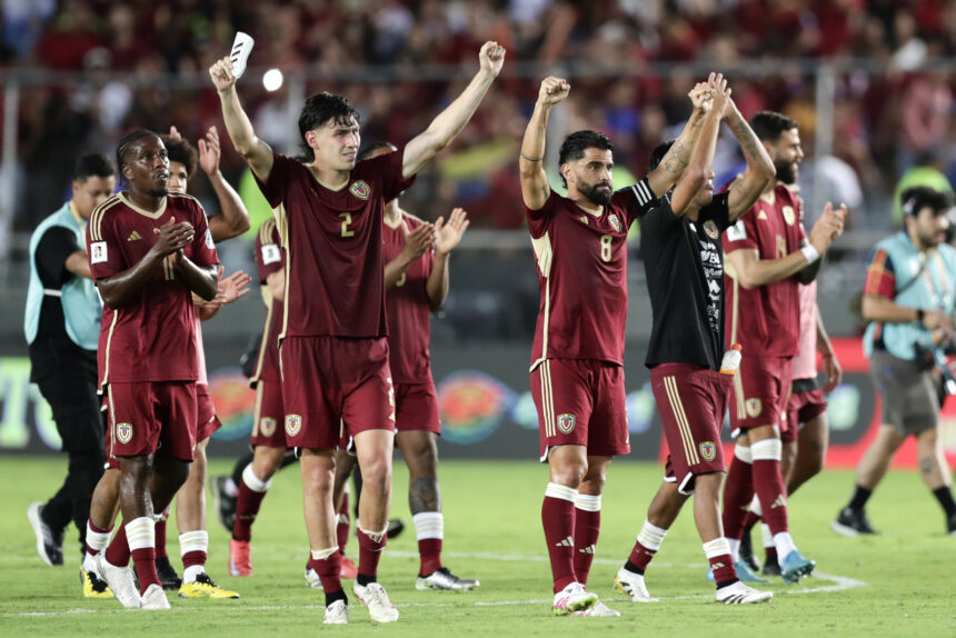 En imágenes: así se vivió la ansiada victoria de Venezuela sobre Bolivia en Maturín