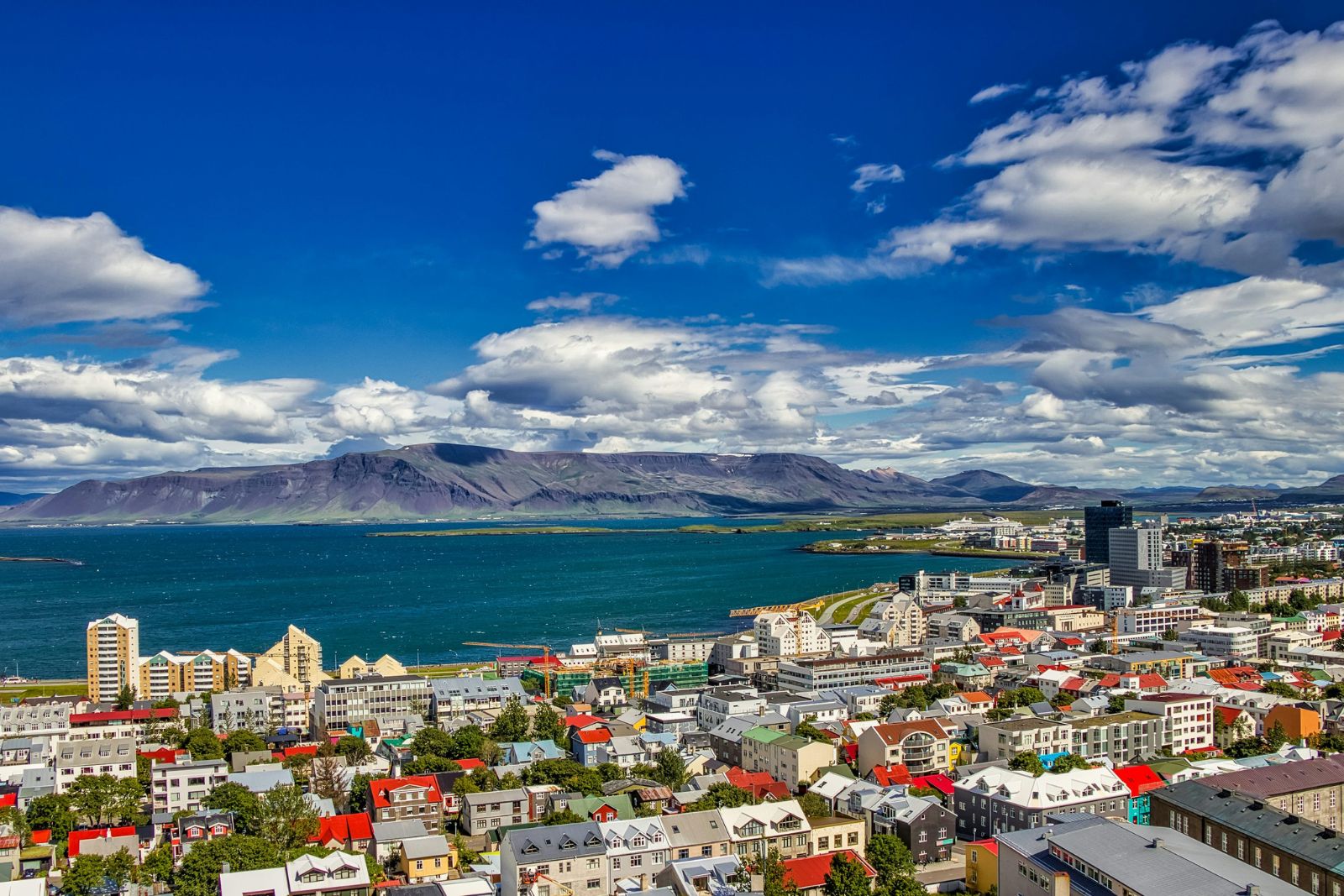 Los 10 países más pacíficos del mundo, según el Índice de Paz Global 2025 