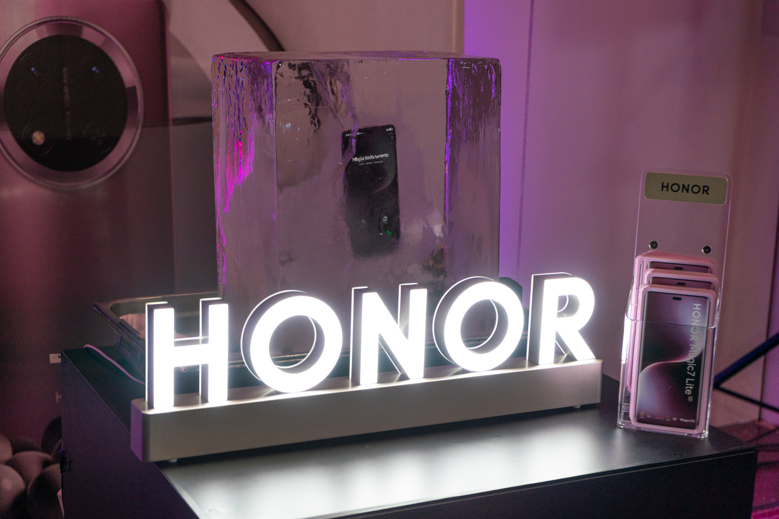 La resistencia extrema del HONOR Magic7 Lite llega al mercado venezolano: conoce sus características HONOR lanzó su línea Magic con IA: estas son sus características