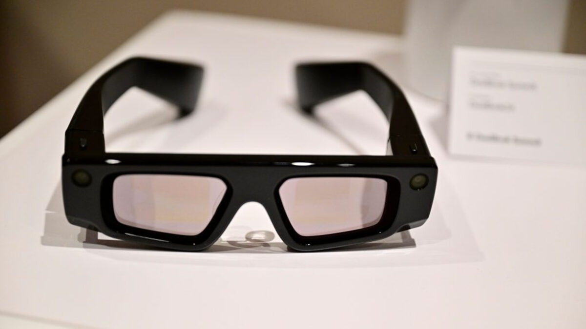 Snap lanzará unos lentes inteligentes con realidad aumentada