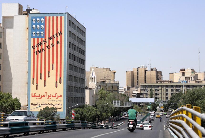 Las reacciones internacionales al ataque de Estados Unidos contra objetivos en Irán