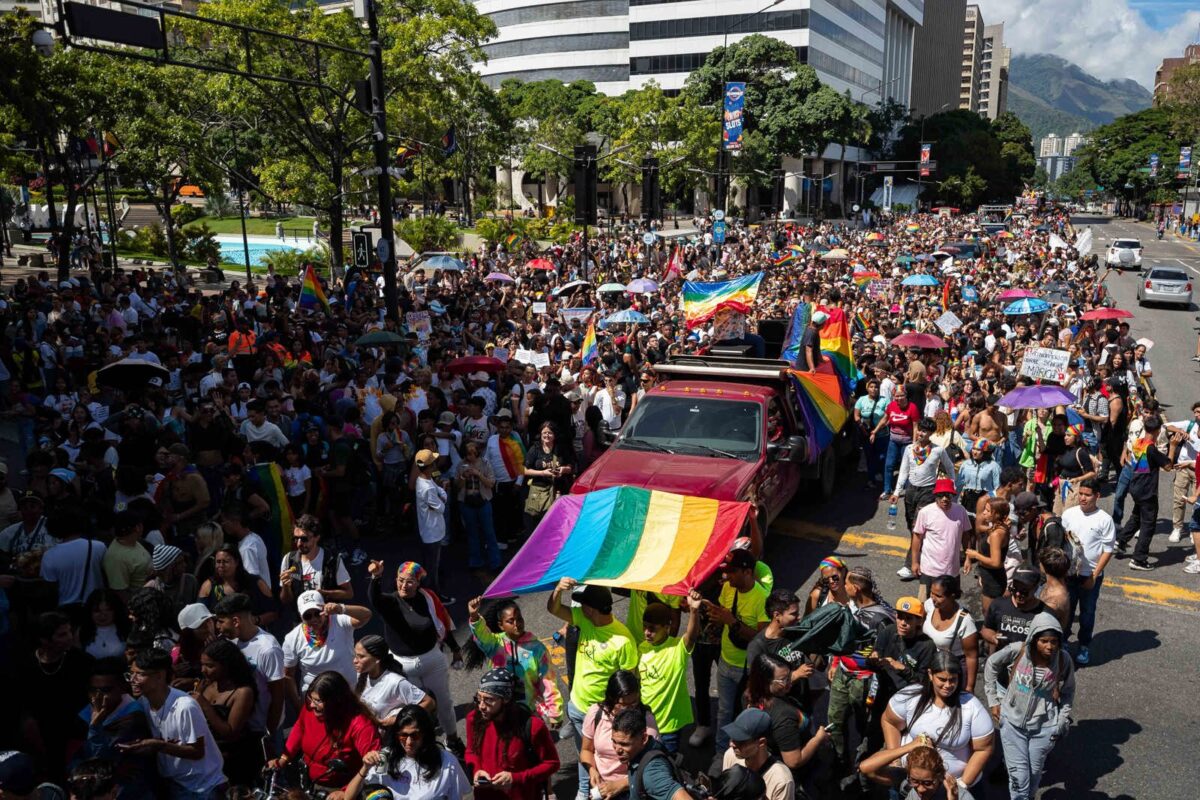 La comunidad LGBTIQ+ marchó en Caracas por el Día del Orgullo