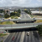 Cerrarán parcialmente la autopista Gran Cacique Guaicaipuro en Los Ruices por trabajos de rehabilitación