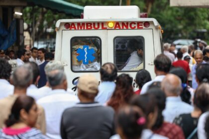 Identificaron a 162 víctimas de la tragedia de Air India y entregaron 120 cuerpos a familias