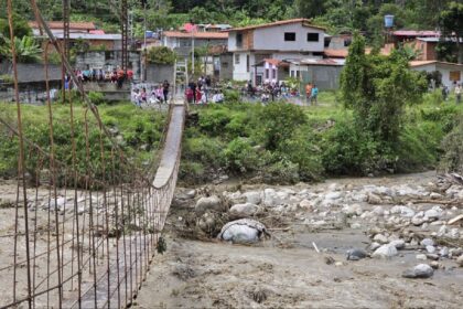 Tramos de la Troncal 007 quedaron afectados por las lluvias en los Andes